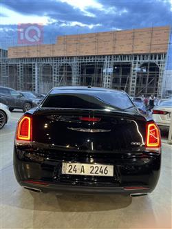 کرایسلەر 300